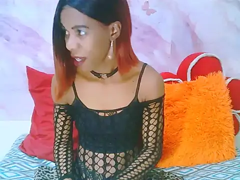 Snapshot of EbonySweetPeach chatting on May 11, 2026, 9:04 am EbonySweetPeach online show from May 11, 2026, 9:04 am