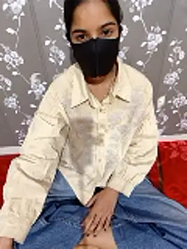 Ritu rani01 online show from April 28, 2026, 11:48 am