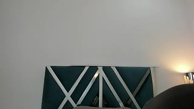 Snapshot of Nicoll_89 chatting on June 14, 2026, 12:07 pm Nicoll 89 online show from June 14, 2026, 12:07 pm