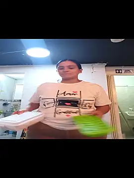 Leily ass  online show from May 6, 2026, 11:32 pm