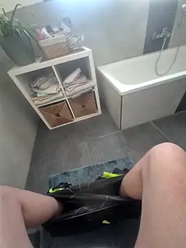 Krebs04 online show from April 25, 2026, 10:40 am