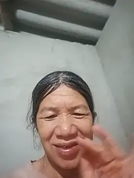 -Kana- online show from April 25, 2026, 2:47 pm