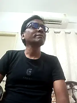 Snapshot of VENOM_QUEEN chatting on May 5, 2026, 1:52 pm VENOM QUEEN online show from May 5, 2026, 1:52 pm
