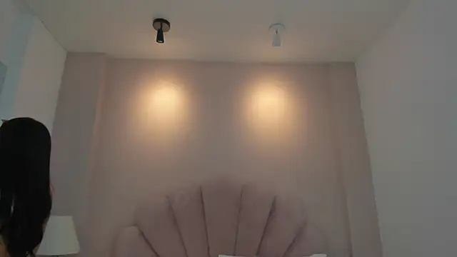 Snapshot of Chloe_Thomsoon_ chatting on May 4, 2026, 7:54 pm Chloe Thomsoon online show from May 4, 2026, 7:54 pm