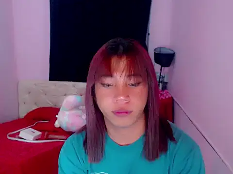 URsexyLylia online show from May 23, 2026, 6:12 pm