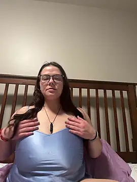 Ms Ava BB online show from May 8, 2026, 2:17 am