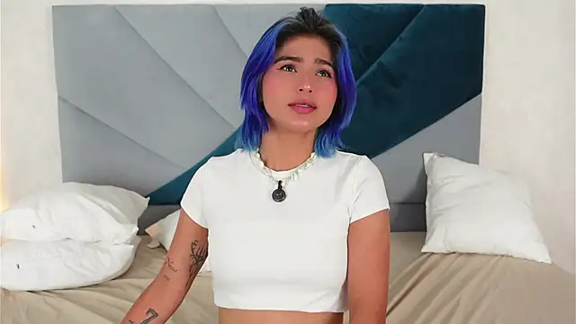 Sky Riyoo online show from August 2, 2026, 4:44 am