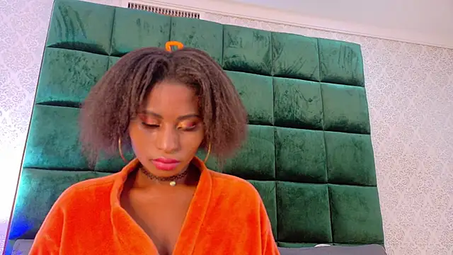 Snapshot of Elektradoll1 chatting on May 9, 2026, 12:10 pm Elektradoll1 online show from May 9, 2026, 12:10 pm