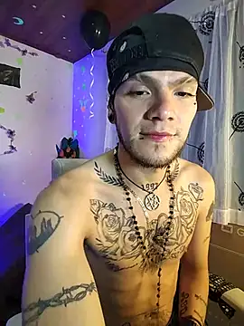 FonixXBelialX online show from May 26, 2026, 12:28 am