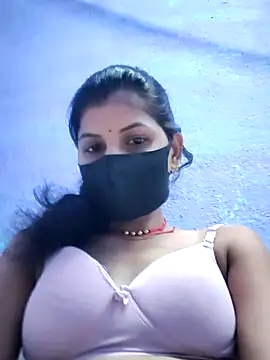 RUHI 1143 online show from June 7, 2026, 6:33 pm