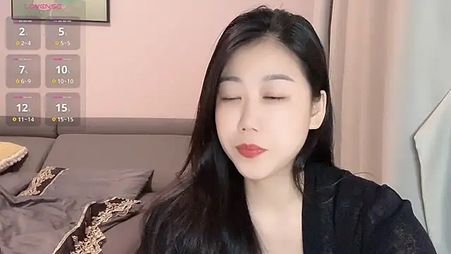 F-Yuwei online show from May 27, 2026, 2:36 pm