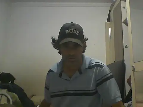Snapshot of Leonildo2026 chatting on June 27, 2026, 11:32 pm Leonildo2026 online show from June 27, 2026, 11:32 pm