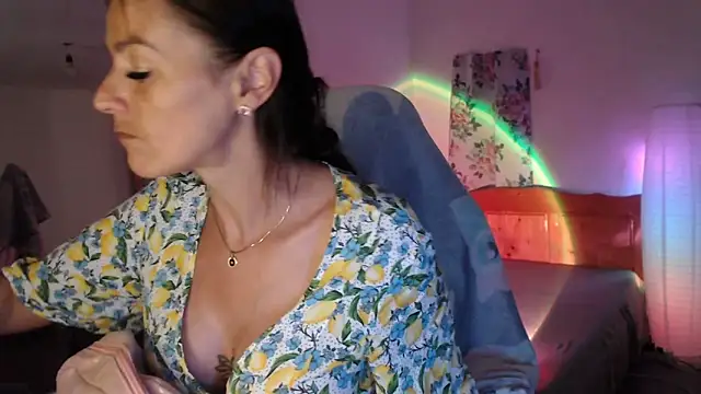 missydiorr10 online show from May 26, 2026, 10:44 am