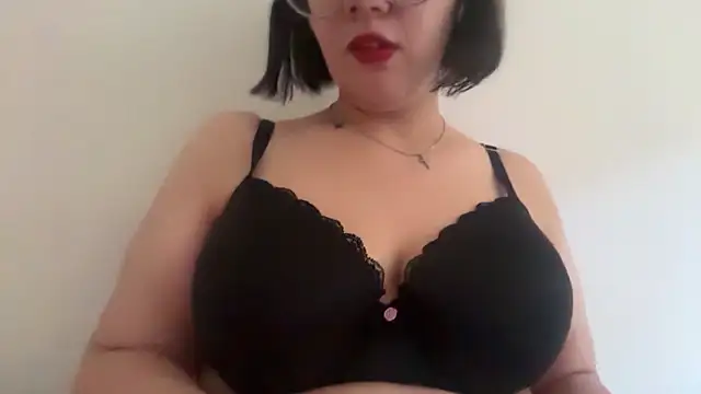 petalhani online show from April 27, 2026, 2:37 pm