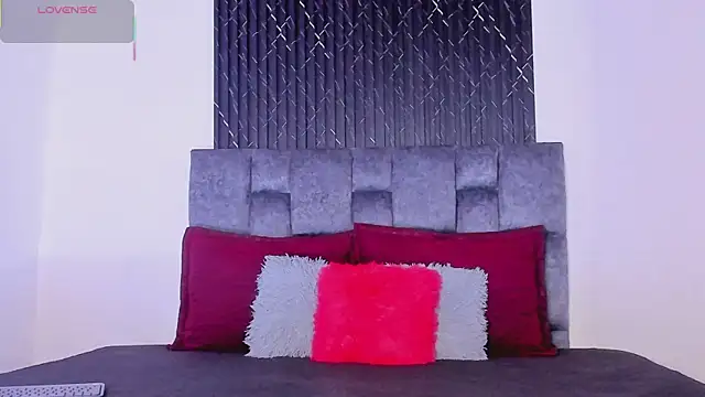 ThiagoSexy005 online show from July 25, 2026, 12:20 am