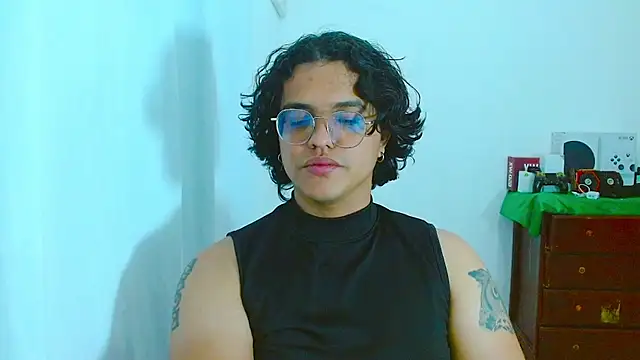 Snapshot of Diane_exotic chatting on July 10, 2026, 7:23 am Diane exotic online show from July 10, 2026, 7:23 am