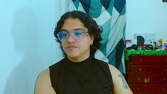 Snapshot of Diane_exotic chatting on July 23, 2026, 12:35 am Diane exotic online show from July 23, 2026, 12:35 am