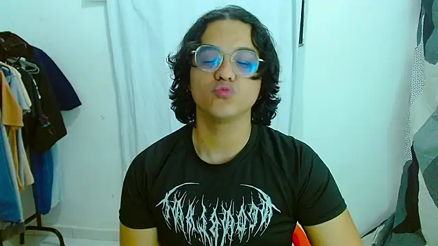 Snapshot of Diane_exotic chatting on July 30, 2026, 11:59 pm Diane exotic online show from July 30, 2026, 11:59 pm