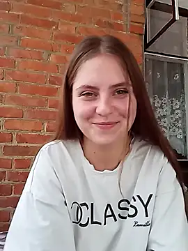 Miss-Venom online show from July 17, 2026, 11:17 am