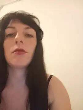Valeriadolce online show from May 6, 2026, 7:52 pm