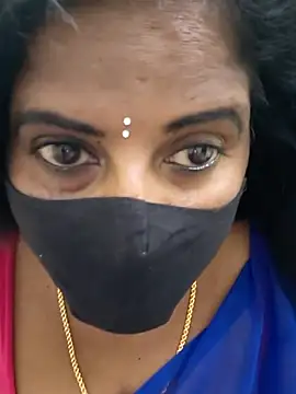 Snapshot of Sunitha-tamilponu chatting on July 22, 2026, 12:24 am Sunitha-tamilponu online show from July 22, 2026, 12:24 am