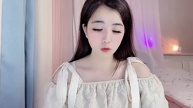 amy-6668 online show from May 28, 2026, 6:10 am