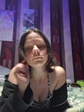 sweet angely online show from April 28, 2026, 7:41 pm