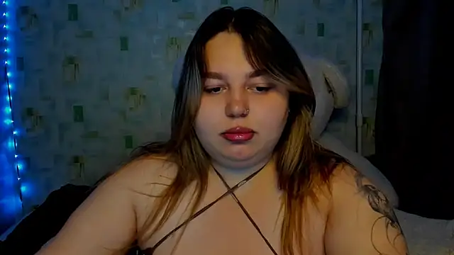 Snapshot of LillyHaigh chatting on July 17, 2026, 8:35 pm LillyHaigh online show from July 17, 2026, 8:35 pm