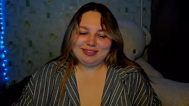 Snapshot of LillyHaigh chatting on July 20, 2026, 8:44 pm LillyHaigh online show from July 20, 2026, 8:44 pm