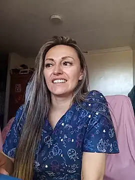 Snapshot of Angel_Nova_ chatting on May 20, 2026, 7:42 pm Angel Nova online show from May 20, 2026, 7:42 pm