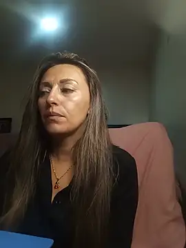 Snapshot of Angel_Nova_ chatting on May 24, 2026, 11:43 pm Angel Nova online show from May 24, 2026, 11:43 pm