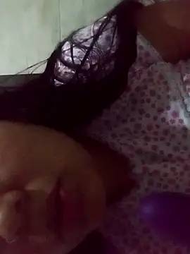 Milatoro online show from April 26, 2026, 1:47 am