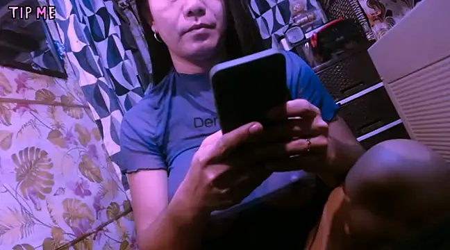 Snapshot of TSjuicyhotdrops chatting on February 10, 2025, 10:09 pm TSjuicyhotdrops online show from February 10, 2025, 10:09 pm