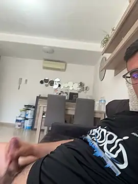 aalexhub online show from April 26, 2026, 10:13 am