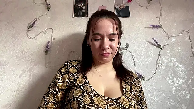 OraCoovert online show from April 28, 2026, 11:48 am