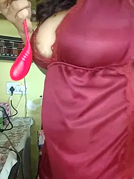 Snapshot of vanika2000 chatting on July 8, 2026, 5:23 am vanika2000 online show from July 8, 2026, 5:23 am