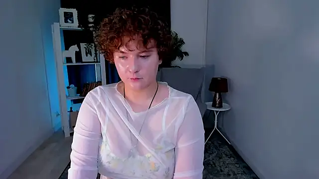 Snapshot of MelittaStorrie chatting on July 26, 2026, 6:10 am MelittaStorrie online show from July 26, 2026, 6:10 am