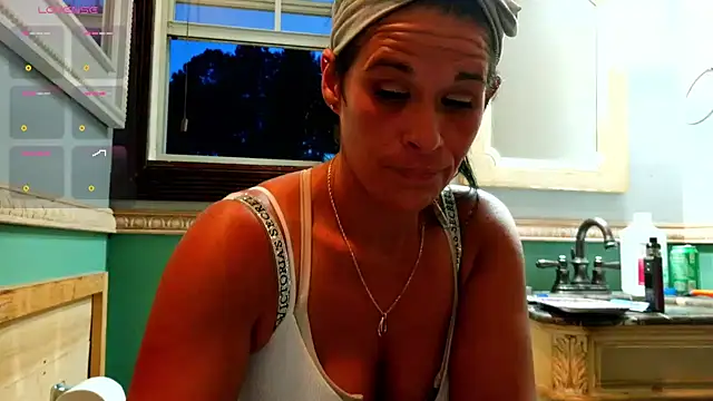 Vanessa Valentine online show from May 20, 2026, 1:12 am