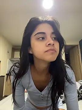 Snapshot of mia_moonna chatting on July 28, 2026, 11:17 am mia moonna online show from July 28, 2026, 11:17 am