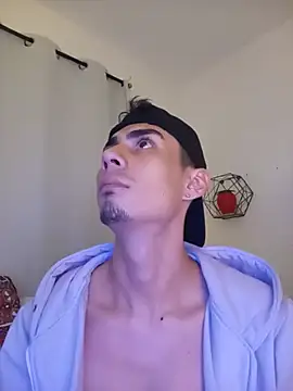 rada200722 online show from April 27, 2026, 12:36 pm