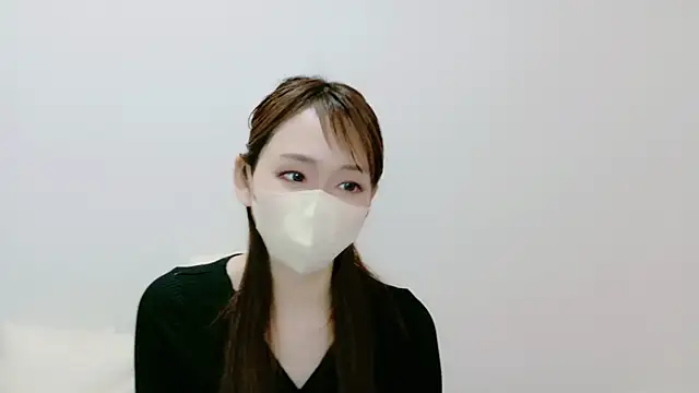 momoka  o0 online show from June 16, 2026, 2:03 am