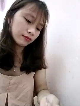 -Natina- online show from May 3, 2026, 2:01 pm