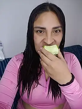 -brendda- online show from June 14, 2026, 3:19 am