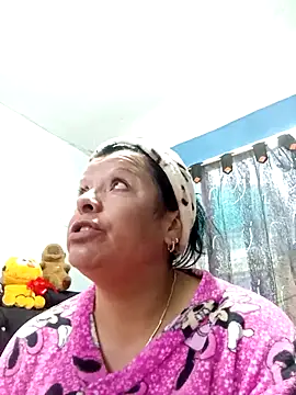 Samantha Kieran online show from May 10, 2026, 3:50 pm