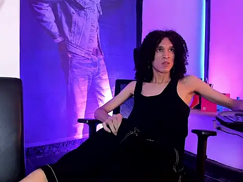 anddy hugecock online show from June 28, 2026, 5:08 pm