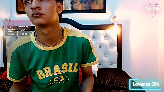 Snapshot of SahirCharm chatting on June 10, 2026, 5:34 pm SahirCharm online show from June 10, 2026, 5:34 pm