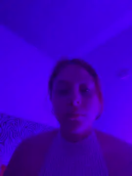 HayleyRoss  online show from June 6, 2026, 2:38 am