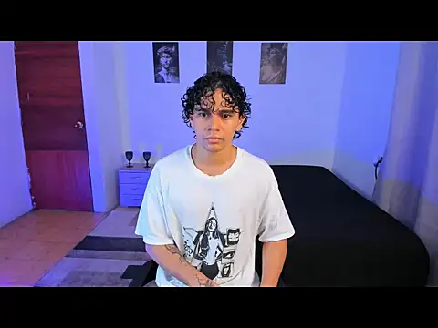 Snapshot of mateo_jack chatting on June 20, 2026, 1:03 pm mateo jack online show from June 20, 2026, 1:03 pm