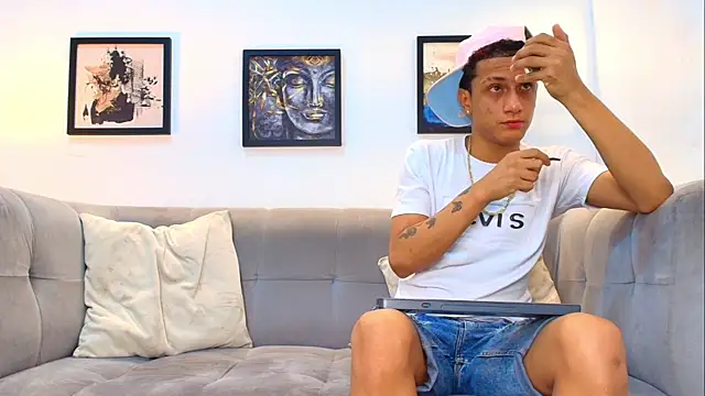 KING BOYS2026 online show from July 22, 2026, 7:16 pm