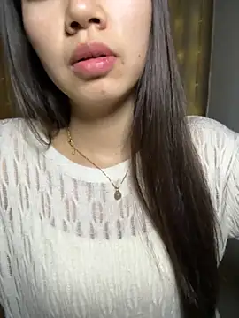 xixi-22 online show from April 29, 2026, 1:26 pm